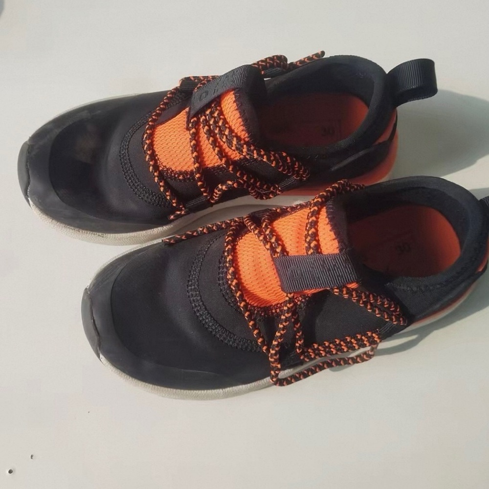 Zara Kids Black and Orange Sneakers